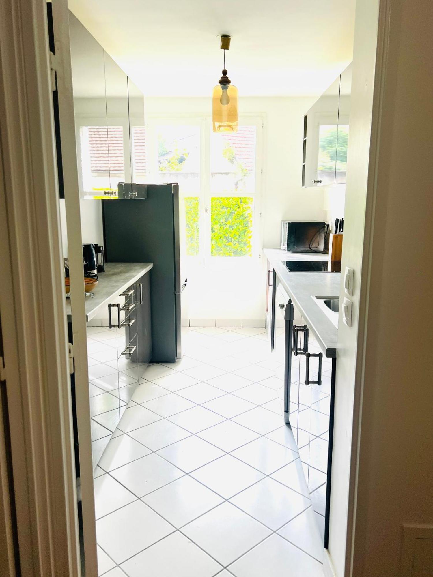 Appartement Standing Avec Jardin, 4 Personnes, Strategiquement Situe Mantes-la-Jolie Extérieur photo